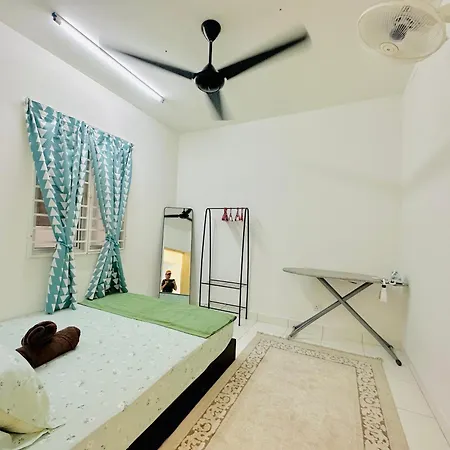 Setia Alam Islamic Homestay Shah Alam Exterior photo
